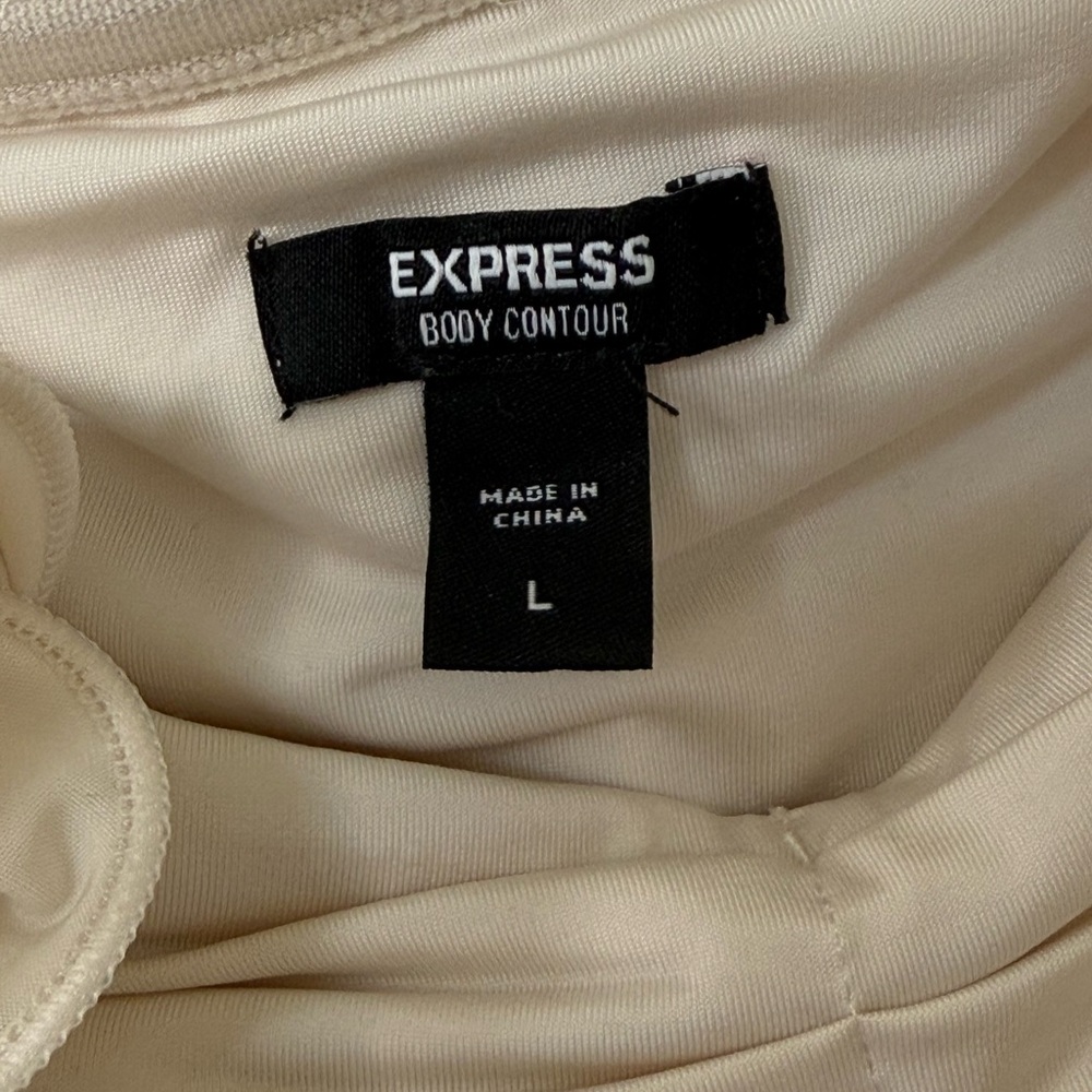 Express Cream Ruffle Blouse - Picture 3 of 4